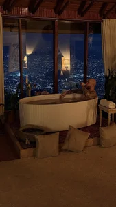 Adam_Meyer10の🍷の 2枚の写真