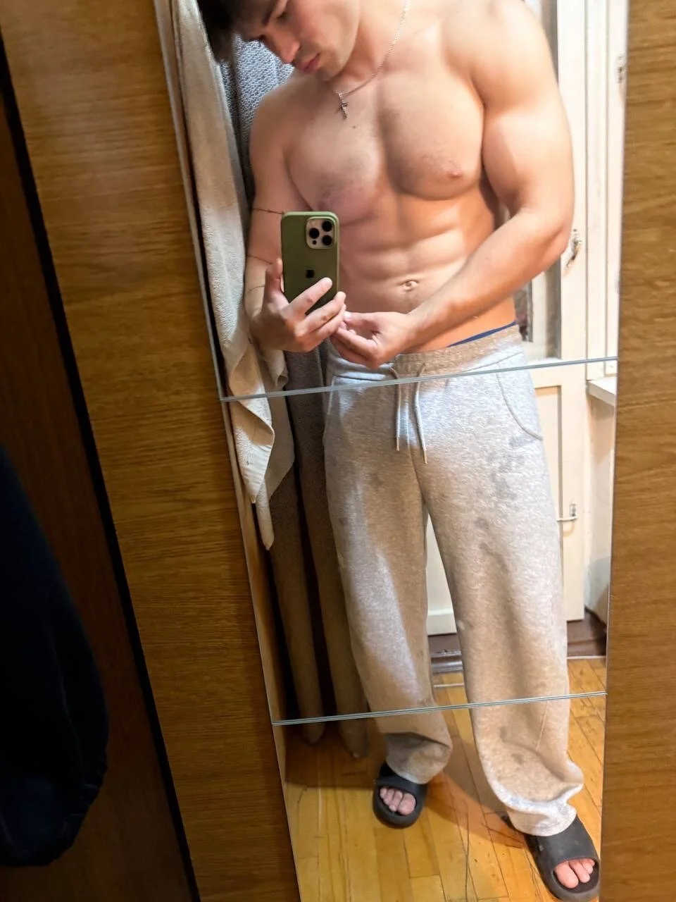 GYM_BRO_JACOB 님의 트렌드 중인 사진  9461개