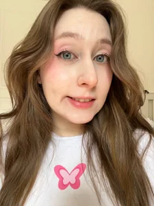 FroggyAnna look at the little butterfly 🦋 Pic 8