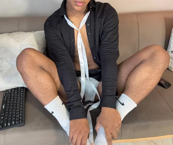 Damoon_Badboy So hot for you daddy 🙈 Gambar 2