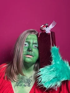 ＊*•̩̩͙✩•̩̩͙*˚The Grinch Mood˚*•̩̩͙✩•̩̩͙*˚＊ od SladaDell  2 snímek