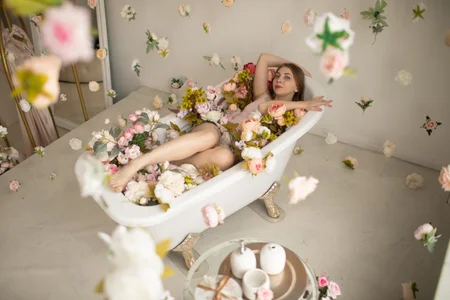 Zdjęcia Sunny___Bunny 🌬️🍃 spring shower in ambrosia 💞: 