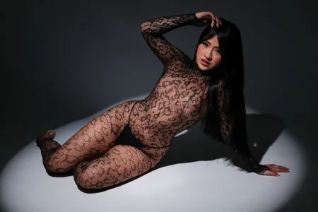 sofia_go_ A sweet look… and a little temptation. Immagine  5