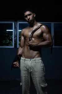 maximo_vega_newv your man Immagine 