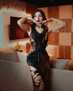 Im_gaia ✡ A place of hope and no Pain, perfect skies with no Rain 𓆩💀𓆪 ✡ Pic 6