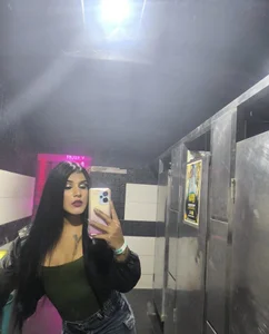 coupletrans_dirty Public Foto 3