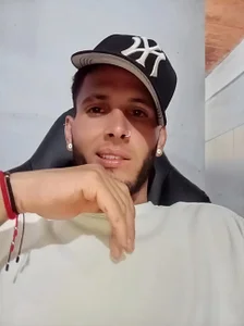 Skinny--Boy1 Public Pic