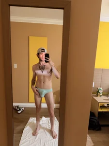 deviantbro420's XXX Nude Photo 6