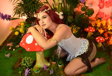 Sofia_Girl_ fairy garden shoot 🍄💐 圖片 5