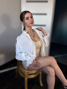 MargaretSensual Public Pic 2