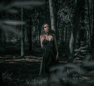 Kitty_goth 🖤Your Elvira🖤 صورة واحدة|Kitty_goth 🖤Your Elvira🖤 صورتان|Kitty_goth 🖤Your Elvira🖤  8 صور|Kitty_goth 🖤Your Elvira🖤  8 صورة