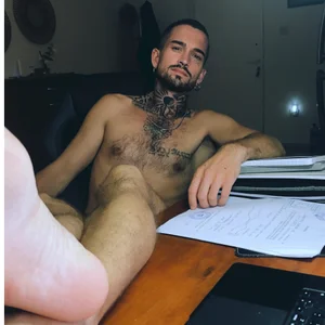 adriano_phox Public Pic 2