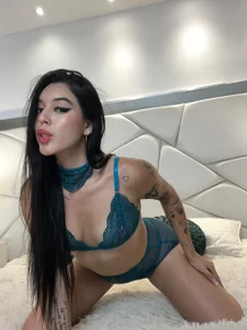 zoee_jackson zoe Immagine  4