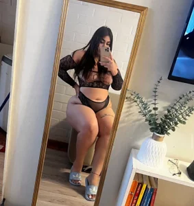 jazminslut: ❤🍒 ( 2 фото)