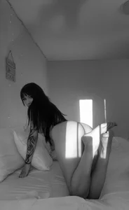 cuteezoe Black and white 👻 Foto 4