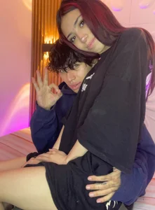 velvetandvenom's im very happy Sex Photo 1