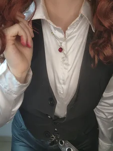 Sharon_Black Cat black 🐈‍⬛✨️ টি ছবি