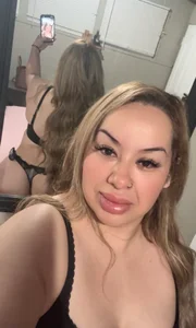 Honey_lips69 Lovly - {count, plural, one {תמונה אחת} two {שתי תמונות} many {# תמונות} other {# תמונות}}