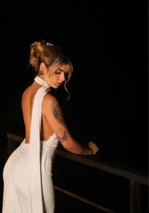 Manelykmoon_elegant white图片 2