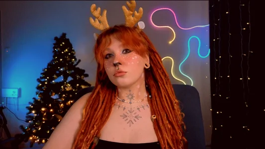 The_Full_Red_Moon The Christmas Fawn🎄 Foto