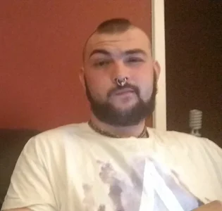 HottishVampire1 Public Foto 3