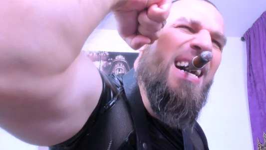 NEW! I AM YOUR KING, MASTER ARMANDO de ArmandoSteel4u Foto 2