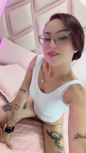 Elara_23 Public Pic