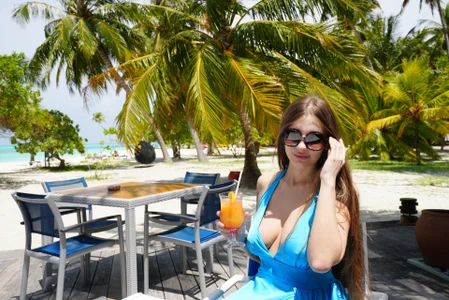 JuliaBusty Maldives Immagine  5