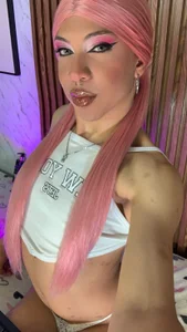 AndyBlake_ "This bed will witness your groans." Hình 2