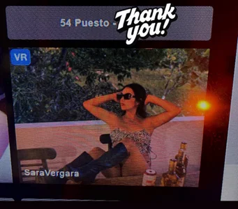 SaraVergara: Public ( 9 фото)