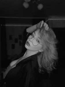 AlphaHokes Public зображення