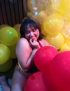 Kenya--Buhle: Colombia 💛💙❤️ ( 2 фото)