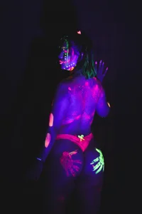 arisantana Body paint 😈🤡🖌 Pic 3