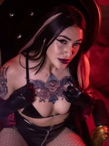 elinne_hendrix_ BDSM รูป 