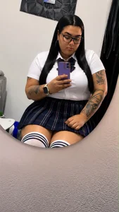 Fernanda_Big_Boobs Public Pic 5