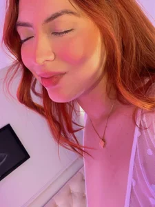 anniemartinez_ Public Pic 5