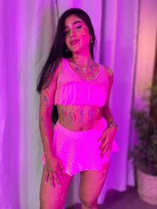 Lia_Mar_のColorful and sexy dayの 2枚の写真