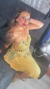 ariannawil Public Pic 4