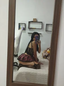 Public od LindsyCater  3 snímek