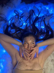 MissEmilyMiller: meow🫦 ( 4 фото)