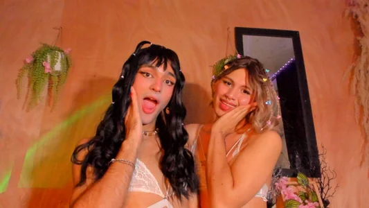 All_fetiche girls in white Pic