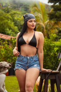 Cowgirls- Hailey Pic 2