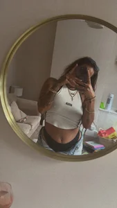 LottieLoveX's XXX Nude Photo 4