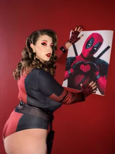 KissMe_Madie Your seductive Lady Deadpool Pic