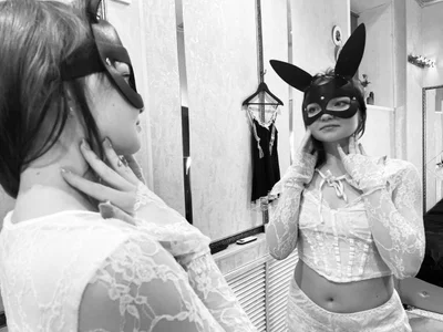 AnimeAlica18 Behind the Mask #LaceLingerie#FishnetStockings#BunnyGirlVibes Foto 3