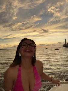 zui_lu kullanıcısının Loving the sunset🫧🐚🌅🪸🐠 albümü -  3 fotoğraf