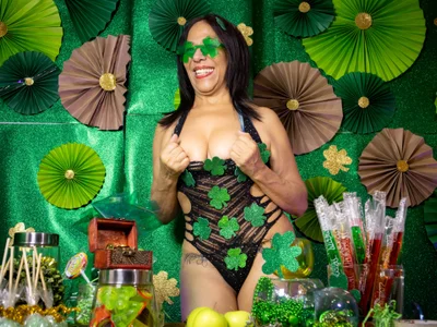 erika_ortiz Happy San Patricio Day💚 Pic 9