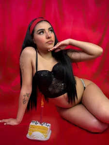 juicy_pregnant_Bdsm the slave's birthday Pic 6