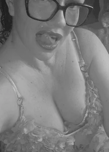 Public de Spoilt_curvyprincess Foto 3