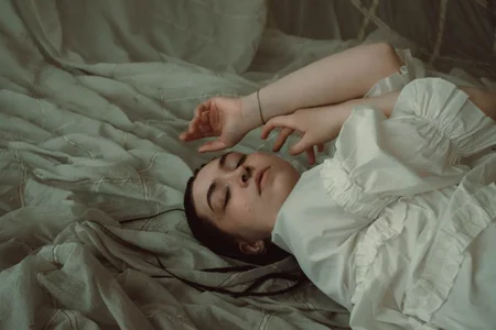 TessaFluffy White angel Pic